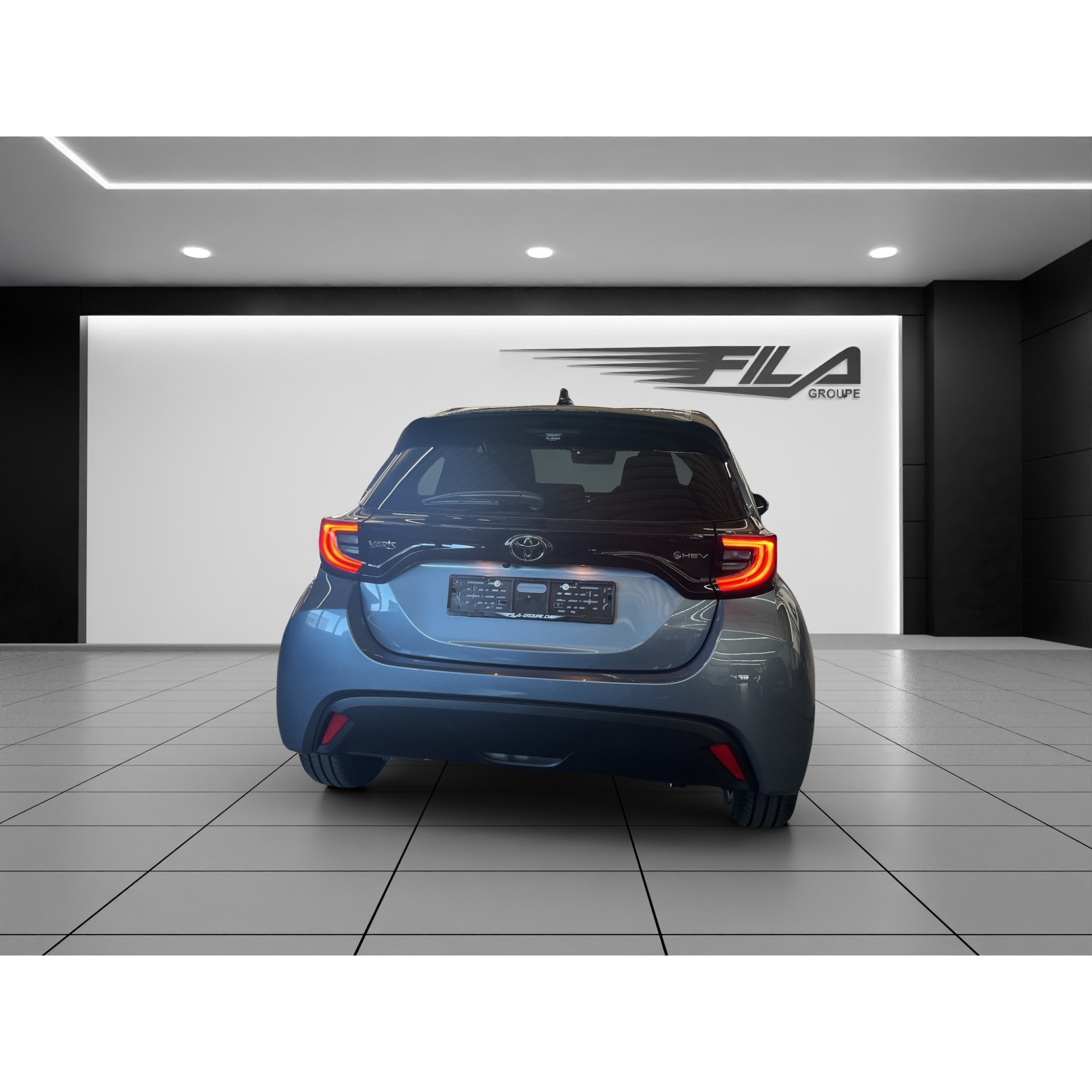 Toyota YARIS 1.5 VVT-i HSD Trend