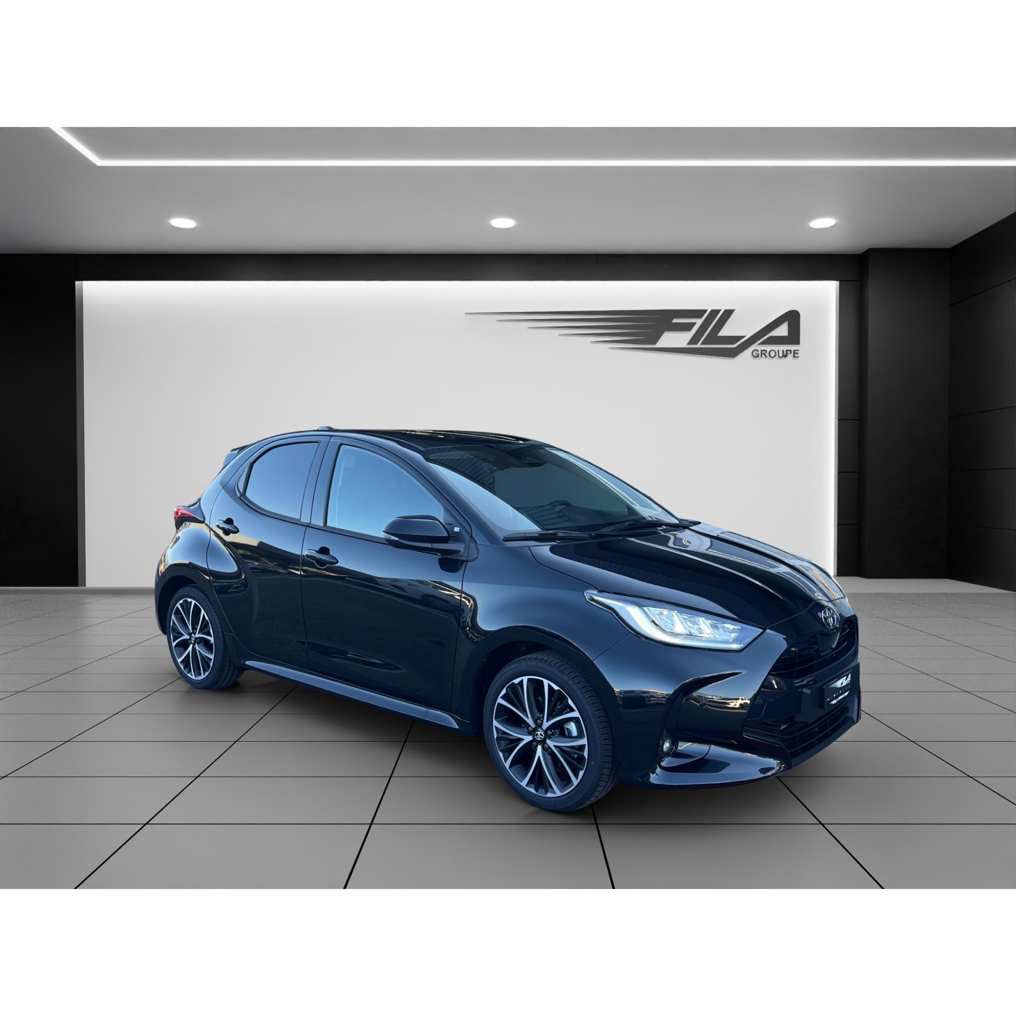 Toyota YARIS 1.5 VVT-i HSD Trend