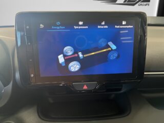 toyota-yaris-15-vvt-i-hsd-trend